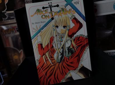 Alice on Deadlines ! Volume 1 ! Manga ! Anime ! 2007 ! by Yen Press  !