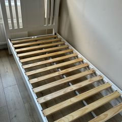 Single bed with Respa mattress
