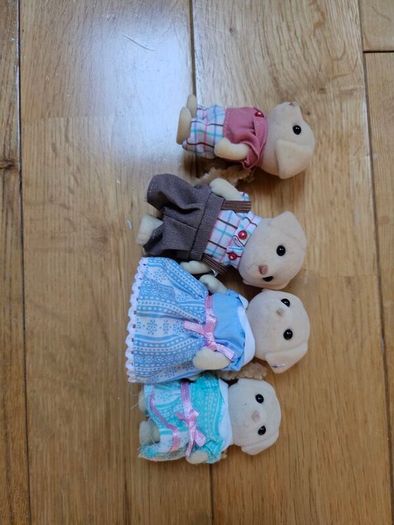 Sylvanian Families sets
