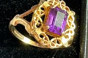 9ct gold ring with amethyst stone