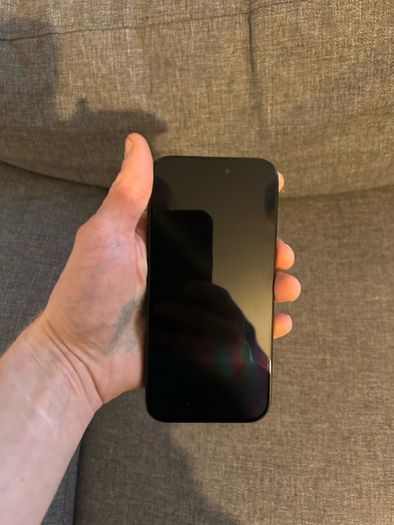 iPhone 15 pro blue titanium 128gb unlocked, battery percentage 93%