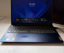 Lenovo IdeaPad 3 Intel i5 11th Gen / 8GB RAM / 256GB SSD