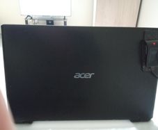 Acer laptop core i3 8gb ram German keyboard