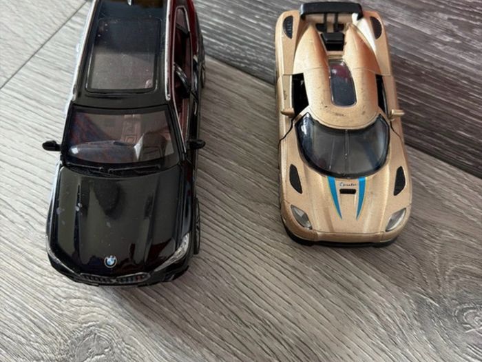 toy car
