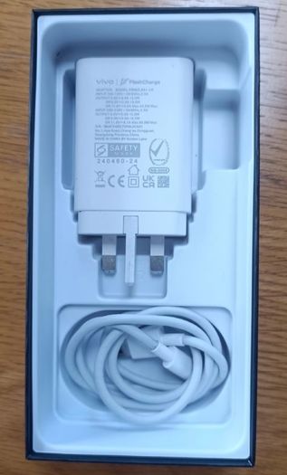 Vivo V50 12gb/512gb