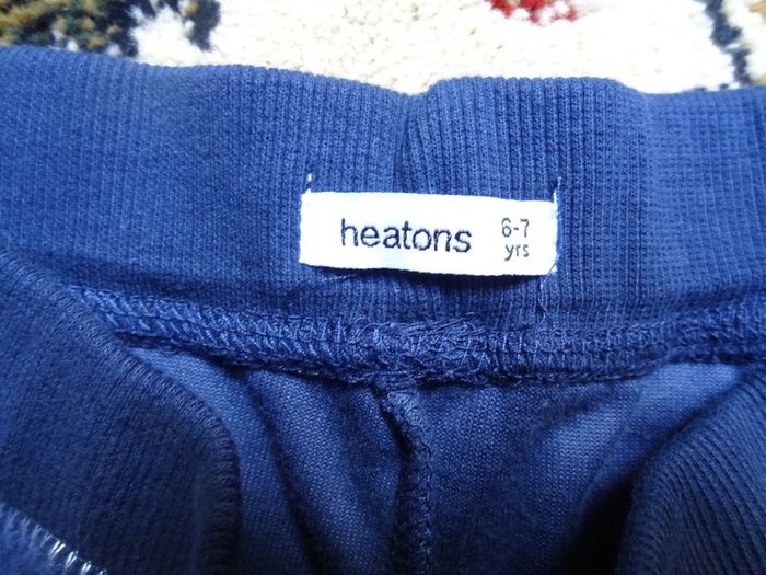 Girls sports vellour navy pants trousers never worn 6-7y