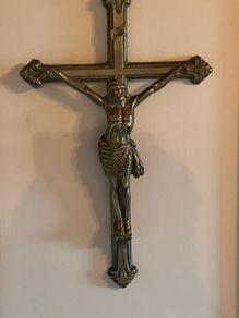 Antique solid brass 18 in crusifix. Heavy piece