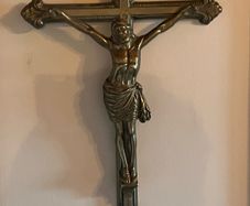 Antique solid brass 18 in crusifix. Heavy piece