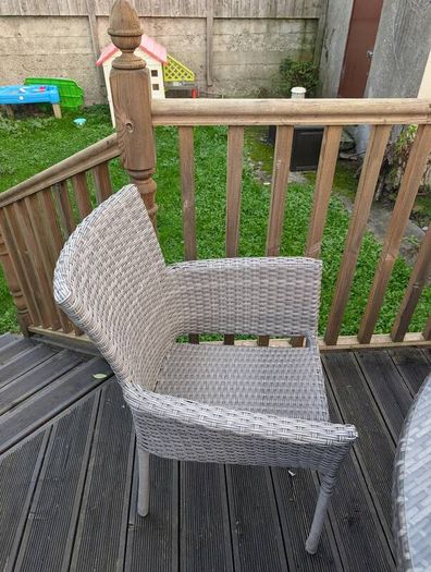 4-Seater Outdoor Table Rattan - Table & Chairs