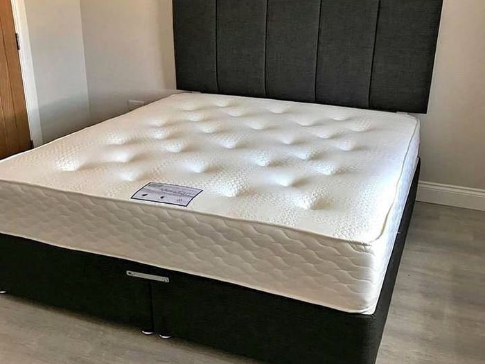New Stylish Double 4ft, 4ft6, King 5ft And 6ft Superking Sizes Divan Beds Instock. Drawers And Optional Tufted Mattresses Available. Free Delivery