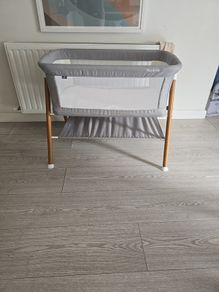 Baby elegance co glide next to me cot