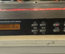 Alesis Quadraverb Digital Multi-effects Processor