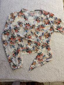 Wraparound top