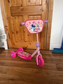 Mini Mouse Scooter