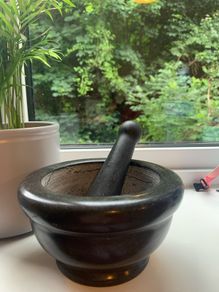 Mortar and Pestle Spice Herb Grinder Pill