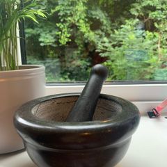Mortar and Pestle Spice Herb Grinder Pill