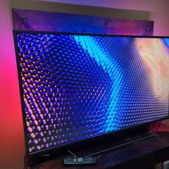 Philips 55-in 4K HDR TV (with Ambilight)