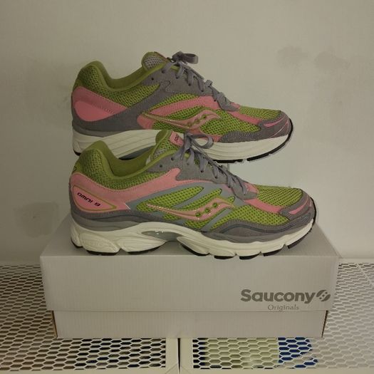 saucony omni