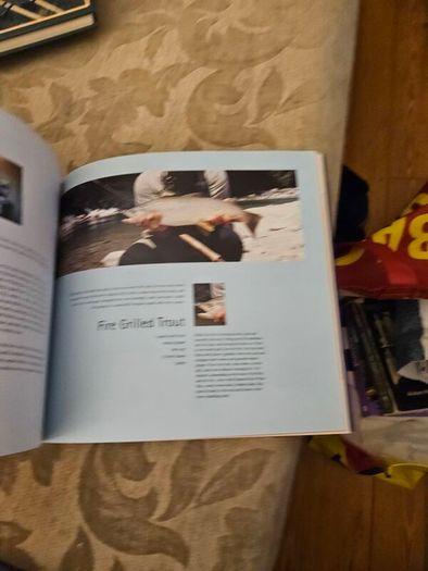 The Food Of Art. New Zealand Painters And Their Food. By Keith Stewart. Photographs By Craig Potton. First Edition Large Volume Paperback In Good Condition.  See Photos For Same.