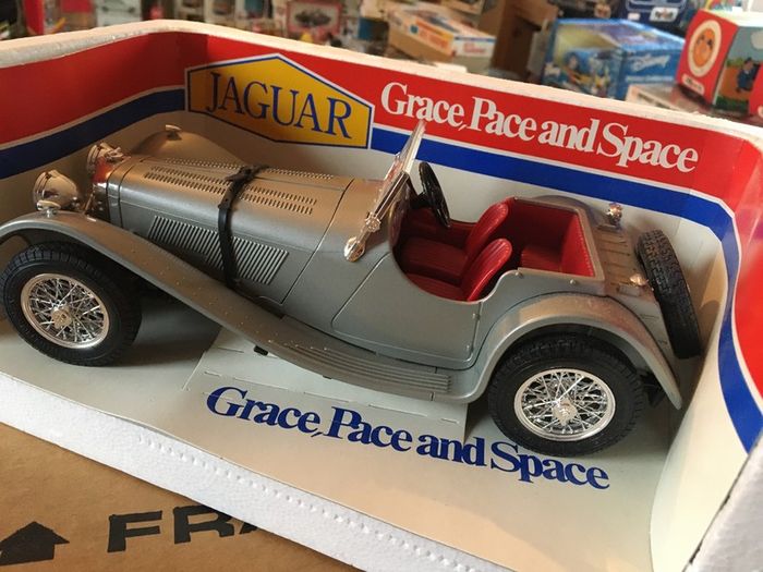 Jaguar Ss100 Burago First Edition Rare