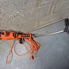 Black+Decker Electric Strimmer (700W)