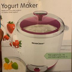 Yogurt maker