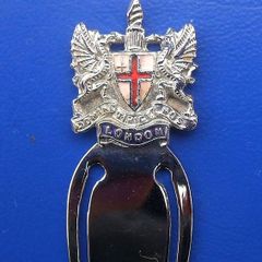 CITY OF LONDON - a vintage chrome & enamelled page book-marker (1960's / 1970's). Lovely condition.