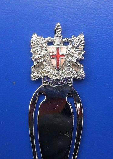 CITY OF LONDON - a vintage chrome & enamelled page book-marker (1960's / 1970's). Lovely condition.