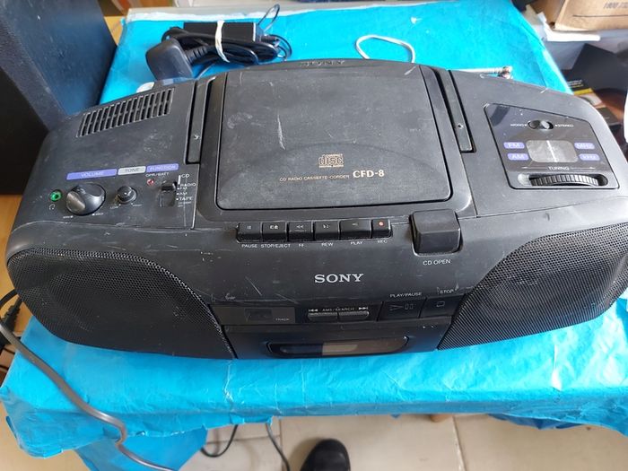 SONY CD Radio Cassette-Corder Model No. CFD-8, in good condition, Radio and CD works fine,Tapes not playing
