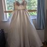 wedding dress Image 2