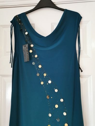 Beautiful Teal Dress with Sparkly Sequins size 14 ideal for a wedding, confirmation, B-day & other celebrations