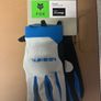 CUBE HANZZ DH MTB 18" with Bell full face helmet and gloves Image 7