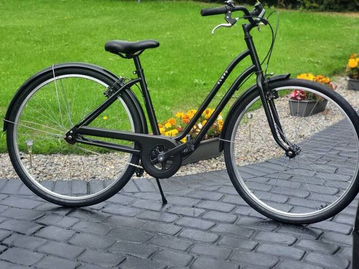 Ladies City Bike In Excellent Condition. No Offers