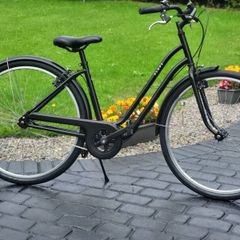 Lovely ladies bike in great condition