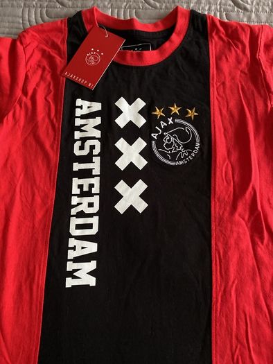 BNWT Ajax t-shirt - Red/Black - Age 12-13