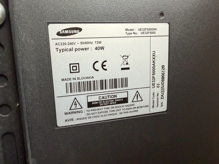 Samsung 32-Inch HD TV (Google Chromecast)