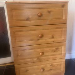 Chest of drawers