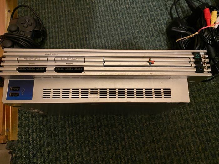 Playstation 2 PS2 with Controller, Charger and AV Cables
