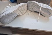 skechers trainers