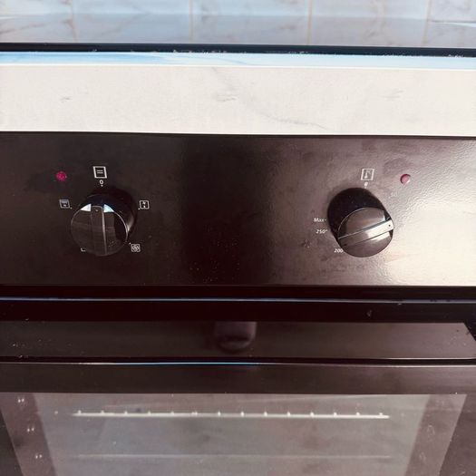 Electric oven/ grill with Electric Hood