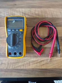 Fluke 117 Multimeter