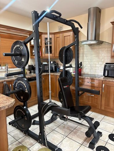 Heavy Gym Power Squat Rack Set, Bench, Bar / Weight Holders, Bars, Weights + More!!!