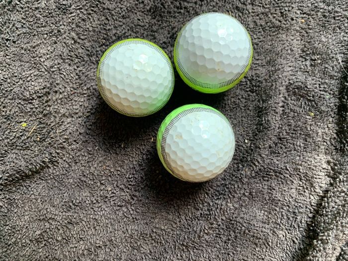 (3) Taylormade Tour response golf balls