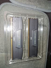 2x8gb Corsair vengeance 5200mhz ram