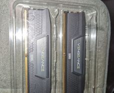 2x8gb Corsair vengeance 5200mhz ram