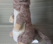 Automated soft toy money box