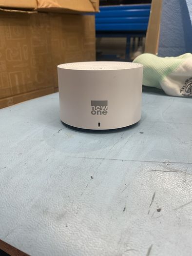 Portable bluetooth speaker