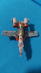 Transformer / toy / combiner