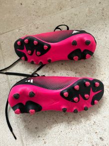 Adidas football shoe (w studs)