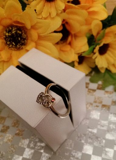 Brand new genuine pandora silver and 14k ring